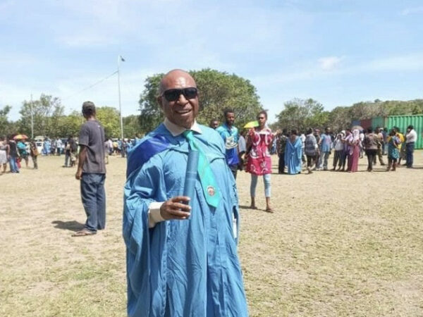 Success Through Commitments and Perseverance – True Life Story of Betani Ruhup From a Janitor to a Double Degree Holder in Papua New Guinea