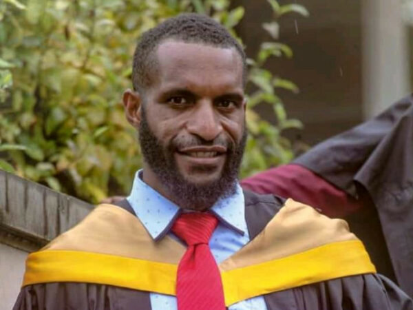 LEARN TO RISE ABOVE EVERY FALL – True Story to Reflect on Failures and Successes as a Student in Papua New Guinea