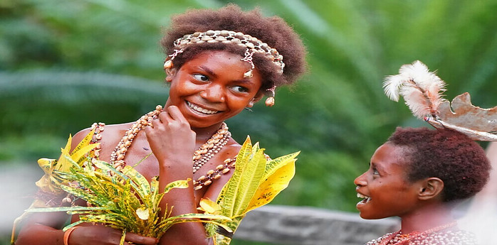Papua New Guinea children in their traditional attires 